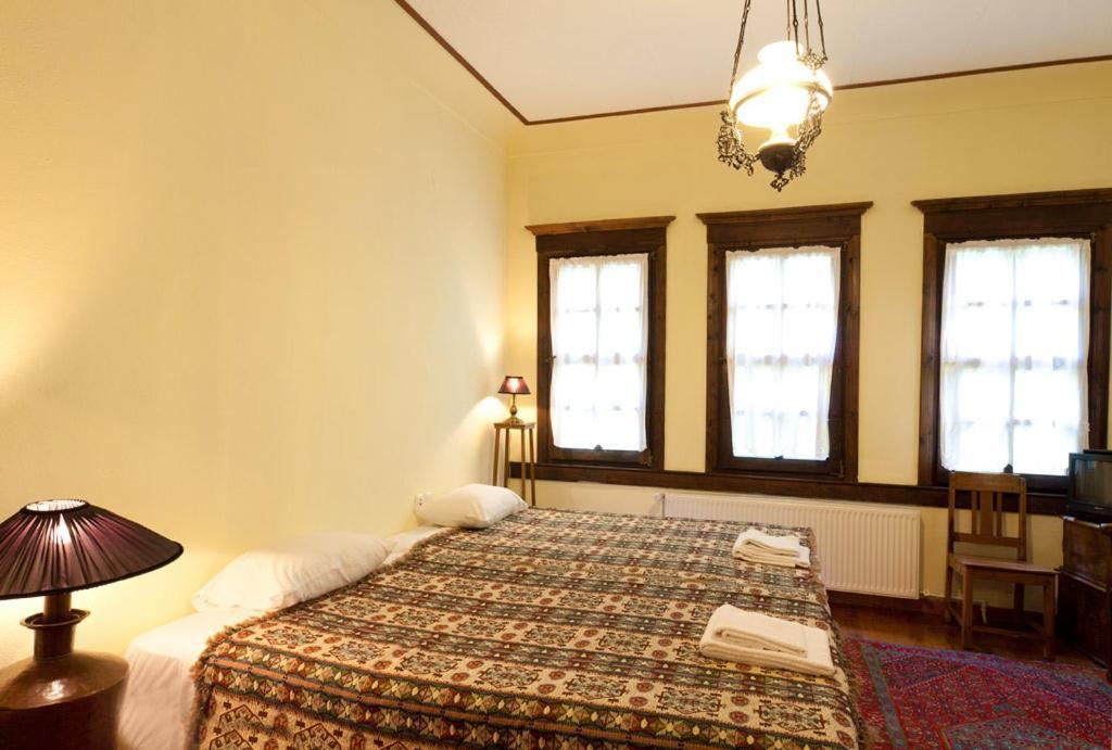 Vergoula'S Mansion Kastoria Camera foto